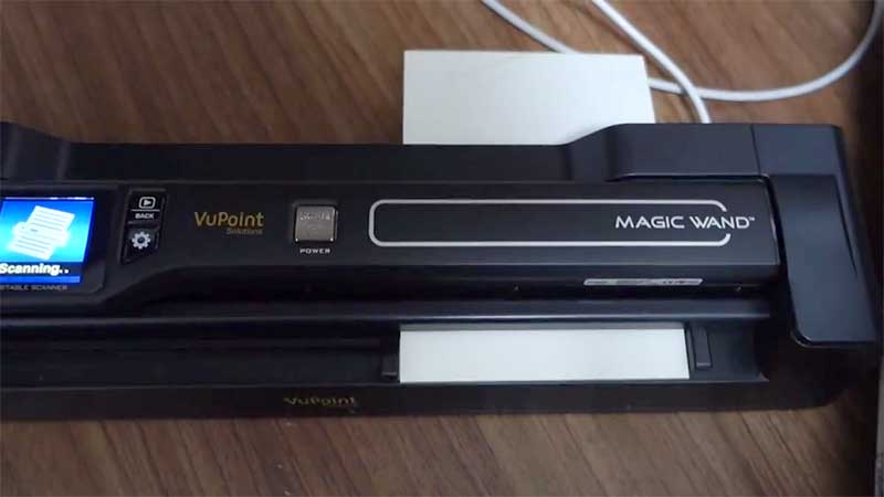 magic wand from vupoint scanning a photography